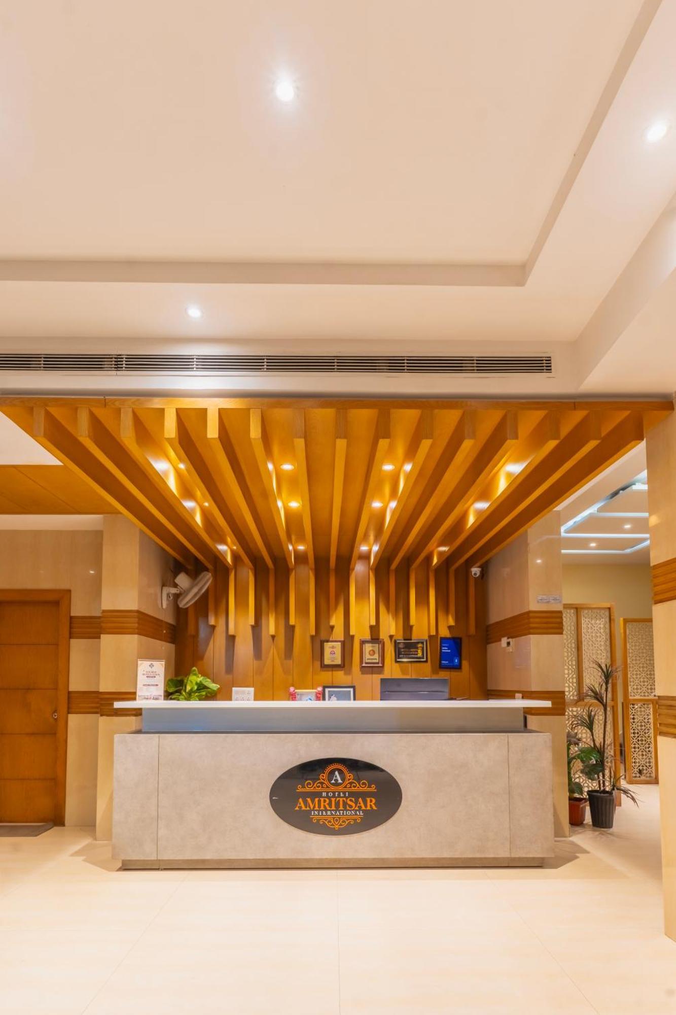 Hotel Amritsar International 2 Min Walk From Amritsar Bus Stand Exteriér fotografie