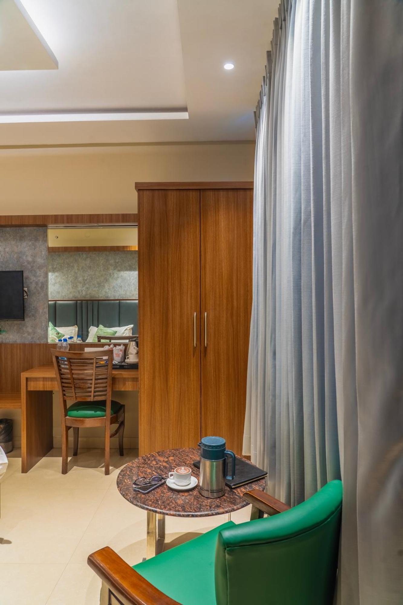 Hotel Amritsar International 2 Min Walk From Amritsar Bus Stand Exteriér fotografie