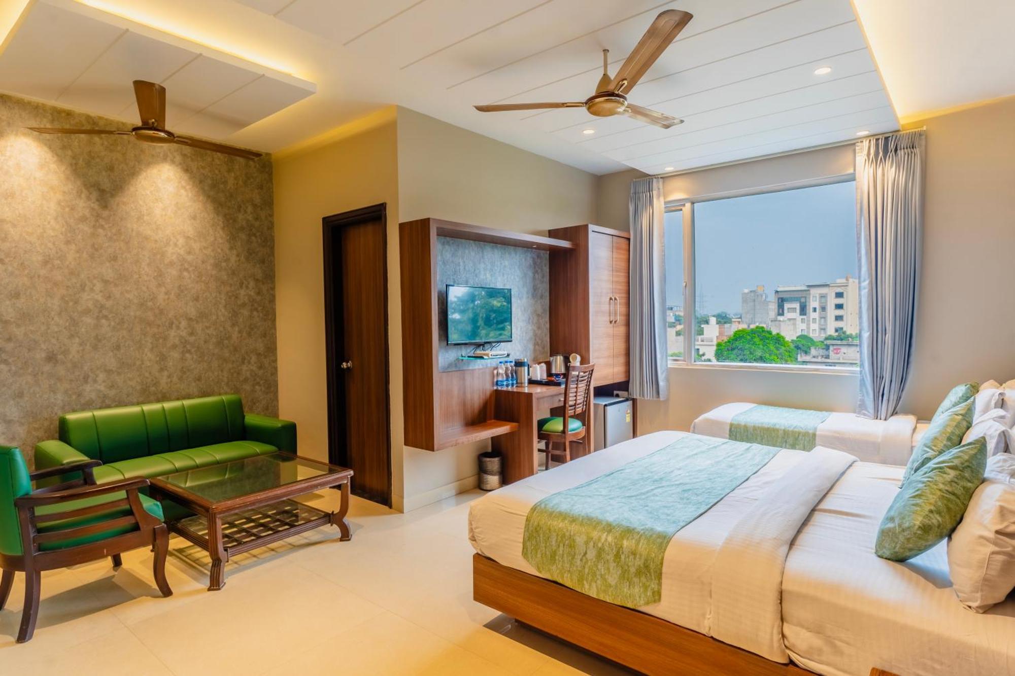 Hotel Amritsar International 2 Min Walk From Amritsar Bus Stand Exteriér fotografie